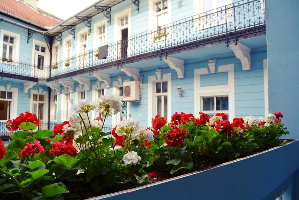 Budova, kde se hotel nachází