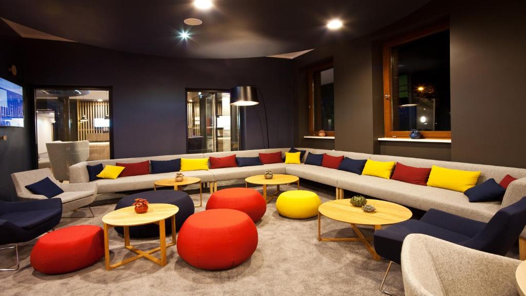Posezení v ubytování Holiday Inn Express - Saarbrücken by IHG