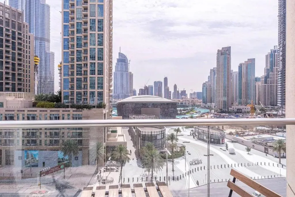 Divine Burj & Opera Views - 2BDR - DOWNTOWN DUBAI, Dubai, Emiratele Arabe Unite