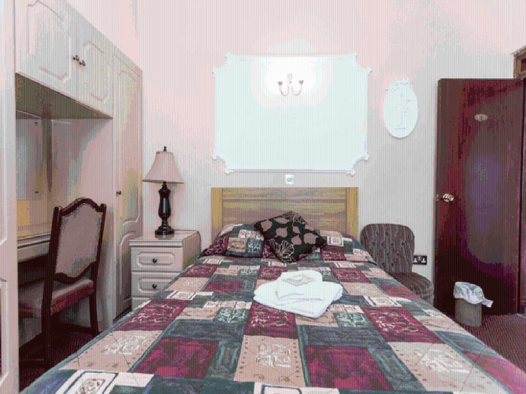OYO Ridgeway Hotel