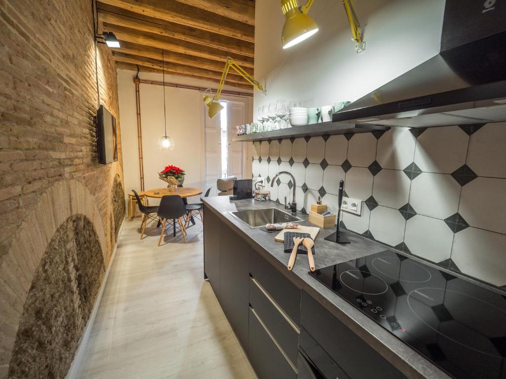 Kuchyň nebo kuchyňský kout v ubytování Luxury Apartment Stancesvic