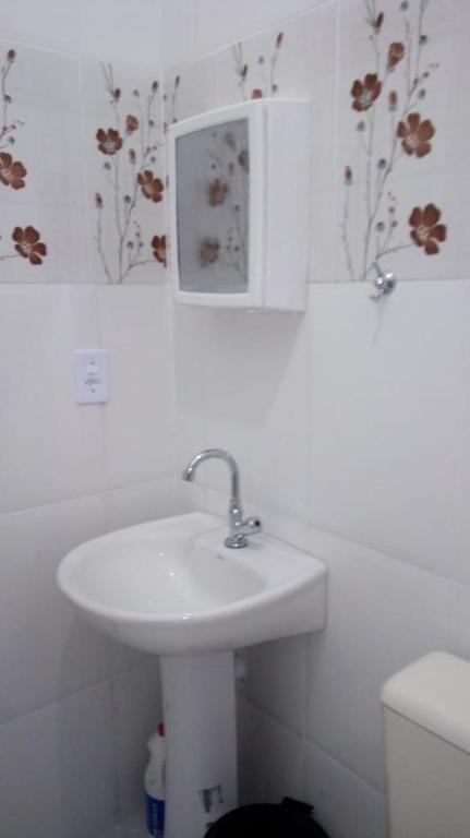  casa na praia de ubatumirim