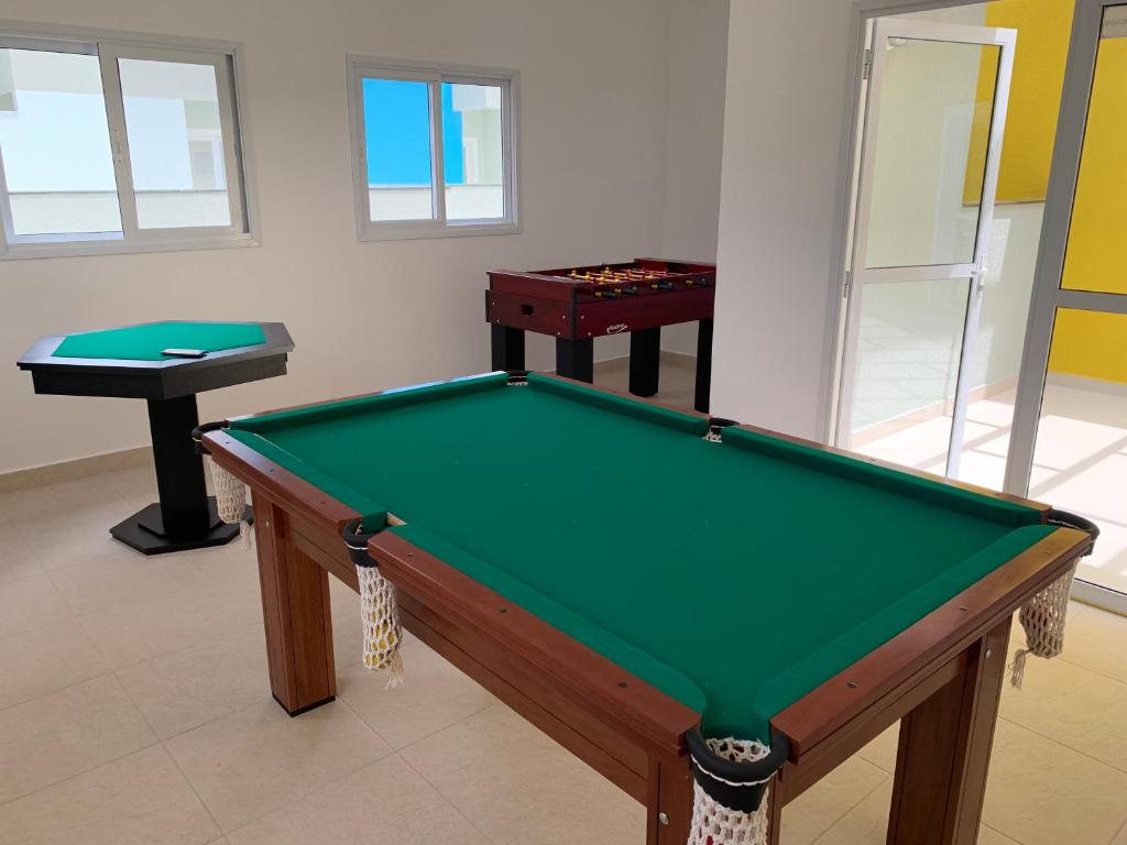  Apto Condomínio Vila Monrealle