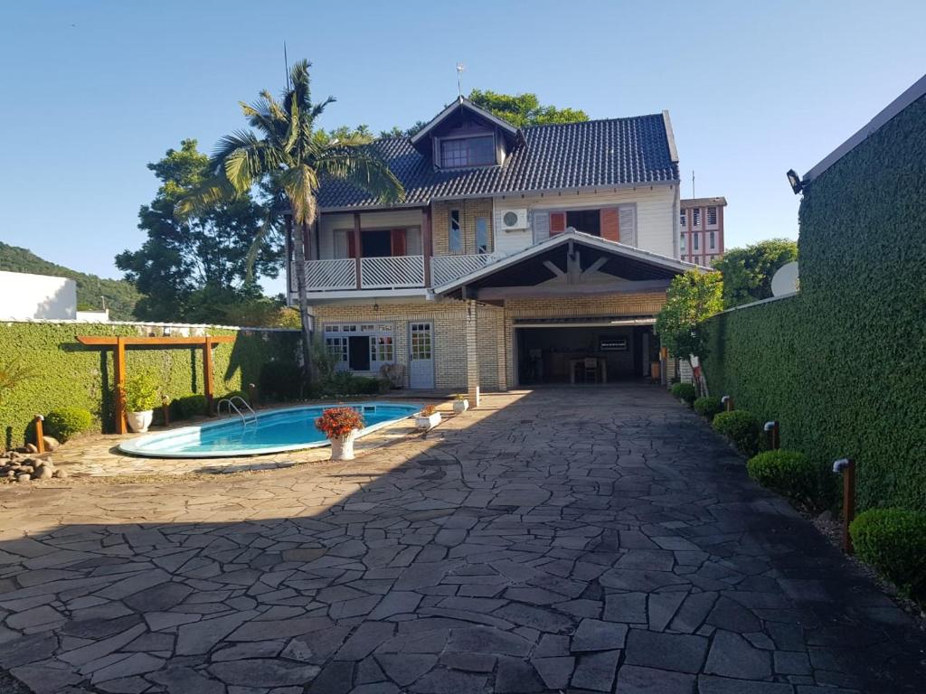Filmes pornos amadores brasileiros compel Casas para alugar em três coroas