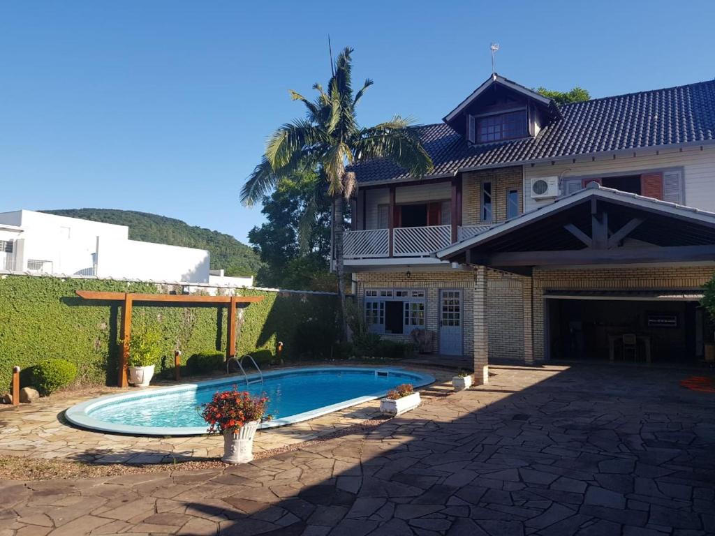  Casa centro Três Coroas