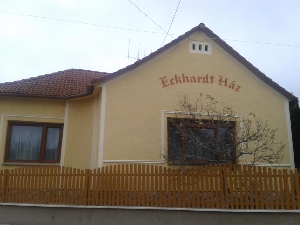 Budova, kde se penzion nachází