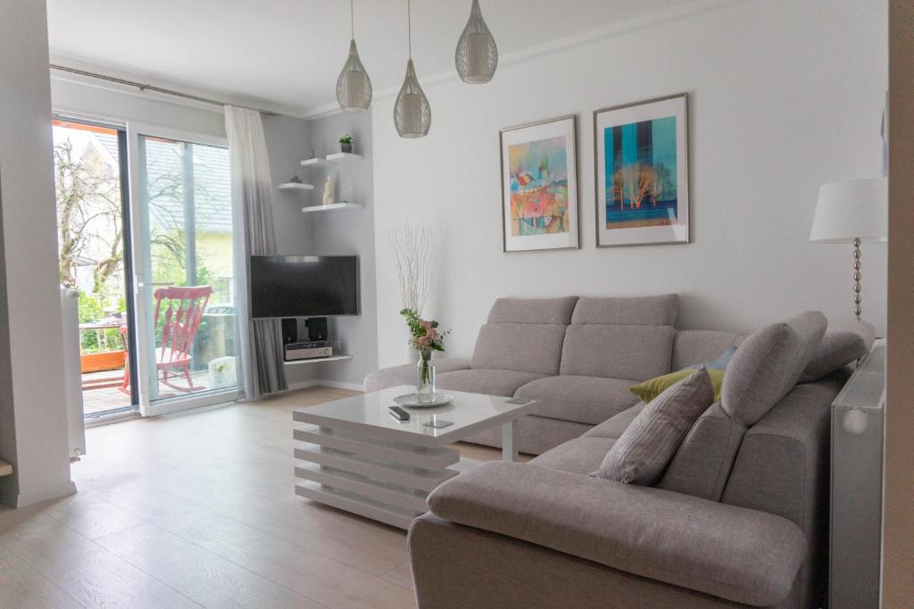 Televízia a/alebo spoločenská miestnosť v ubytovaní Apartment Maksimir Yard Zagreb