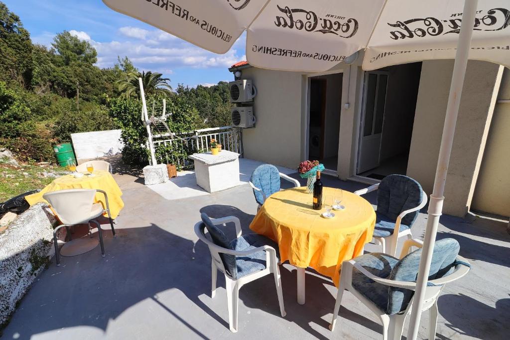 Balkon lub taras w obiekcie Apartment Belin Mljet
