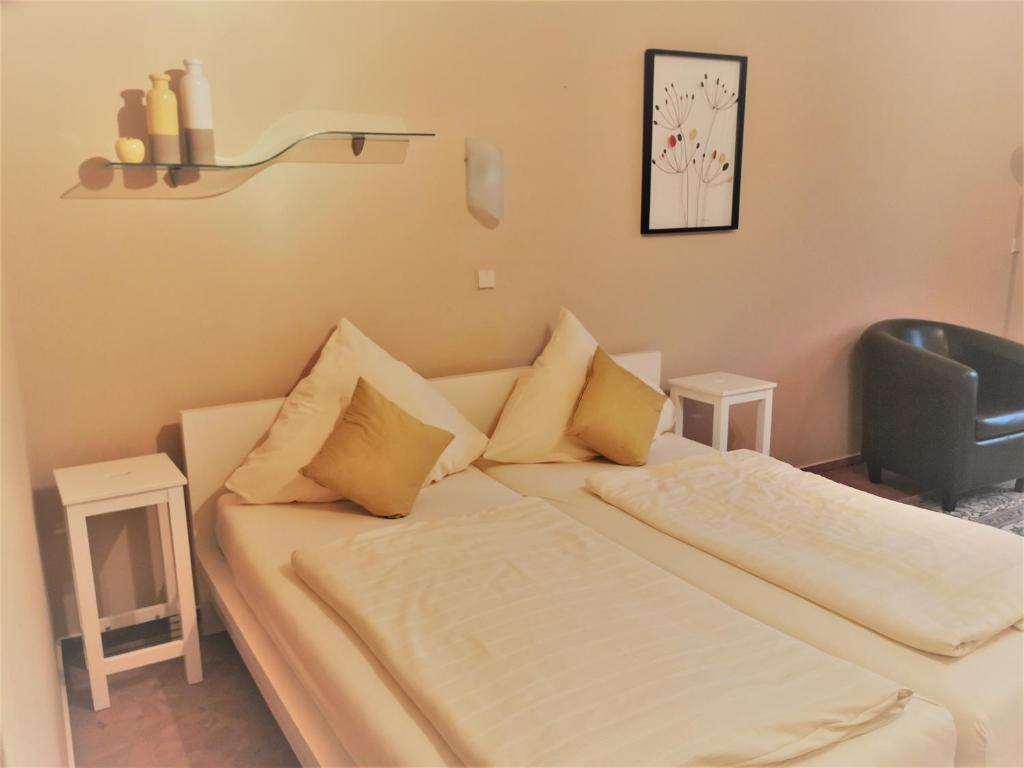 Landhotel Saar-Mosel - Double Room With Garden View