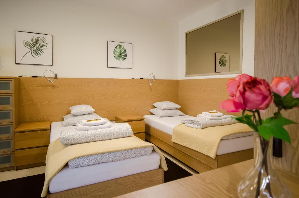 Family Apartments - Private Parking - 11