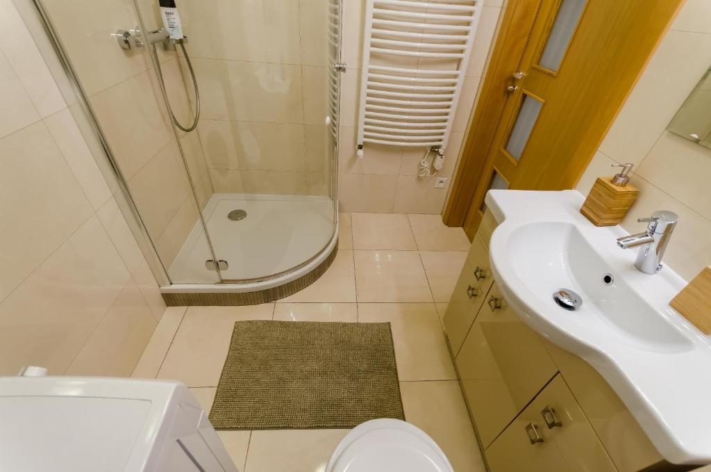 Family Apartments - Private Parking - 12