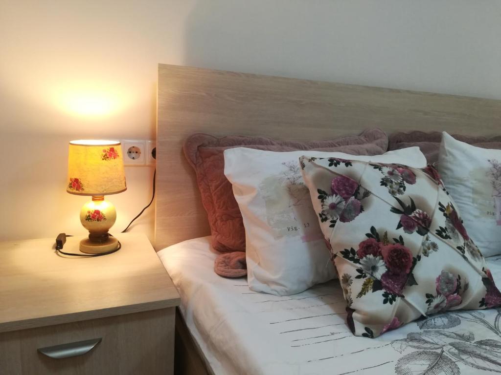 Lucky Apartments - Housity