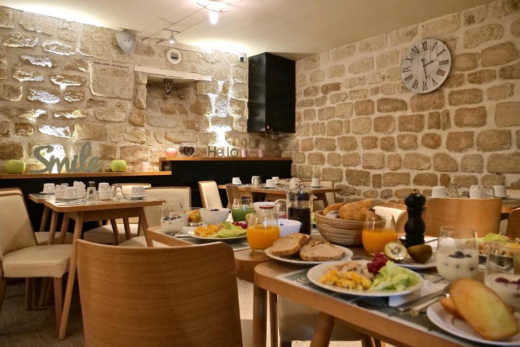 Hôtel de Bellevue Paris Gare du Nord - Resim 17