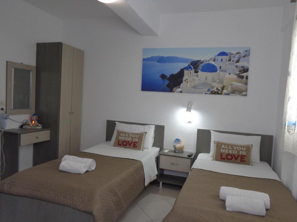 Honeymoon Beach Studios - 2