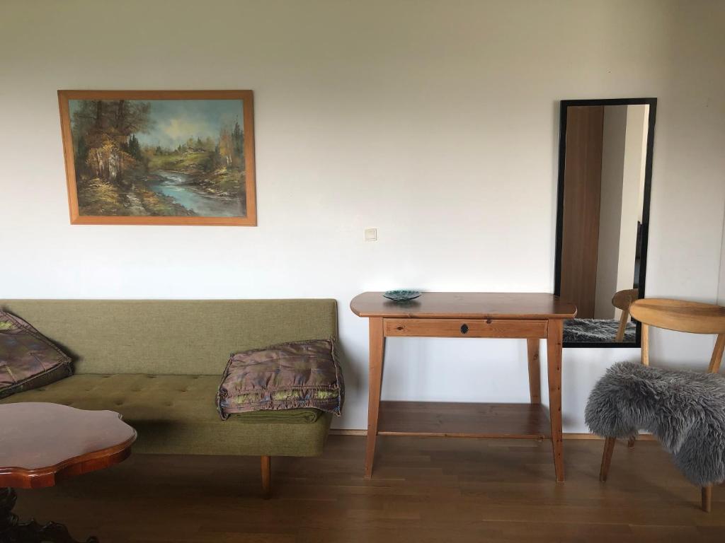 Posezení v ubytování Light & spacious home