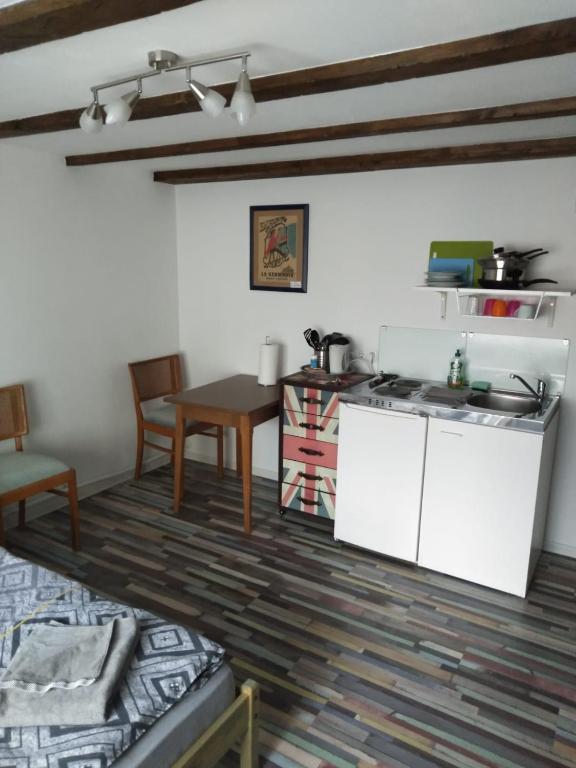 Old town center apartments on the Romantic Road - Dubbele Studio Met Een Eigen Badkamer En Keuken