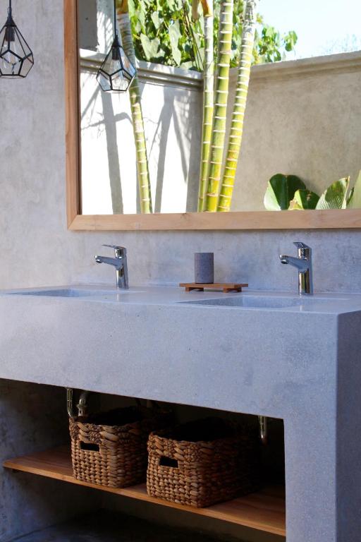 The Inn Possible - 17