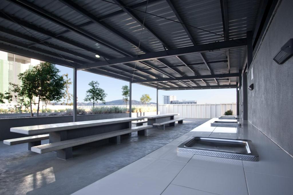 Central Islington Apartments