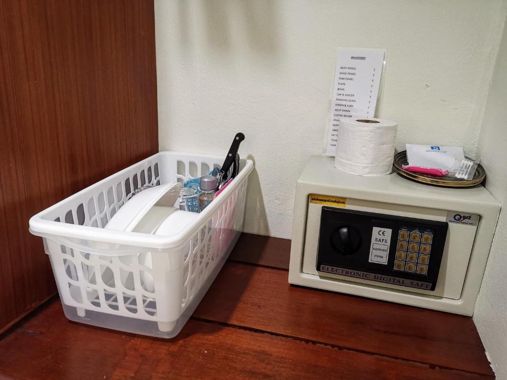 SER-EN-DIP-I-TY - SHA Extra Plus - 17