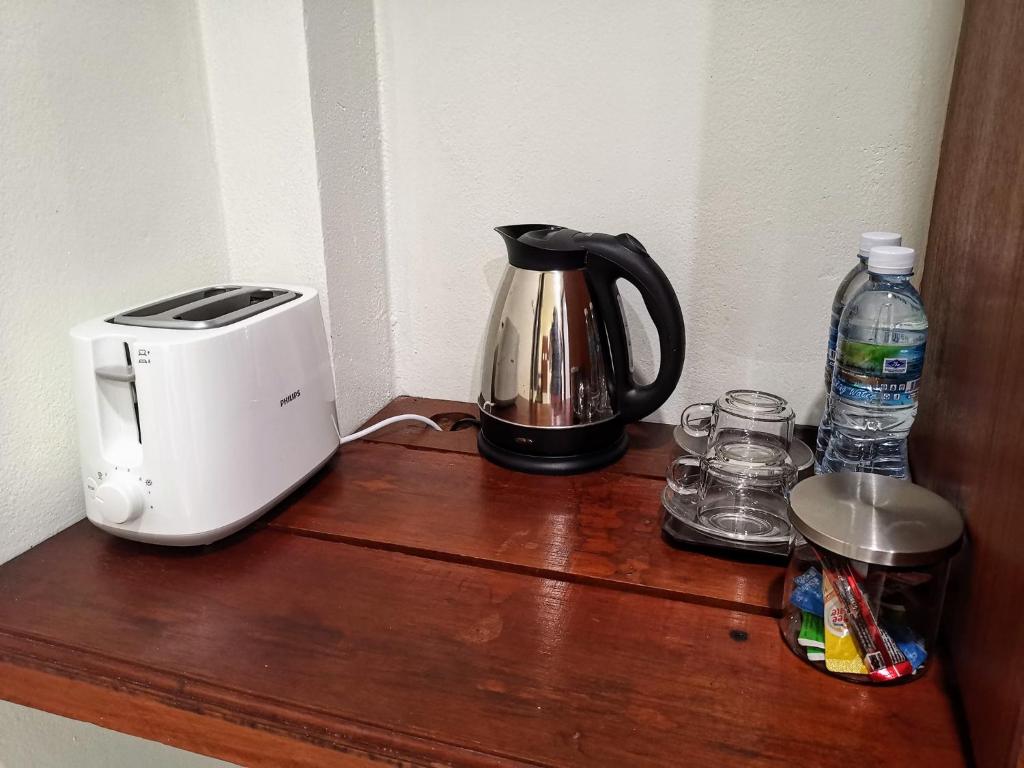 SER-EN-DIP-I-TY - SHA Extra Plus - 18