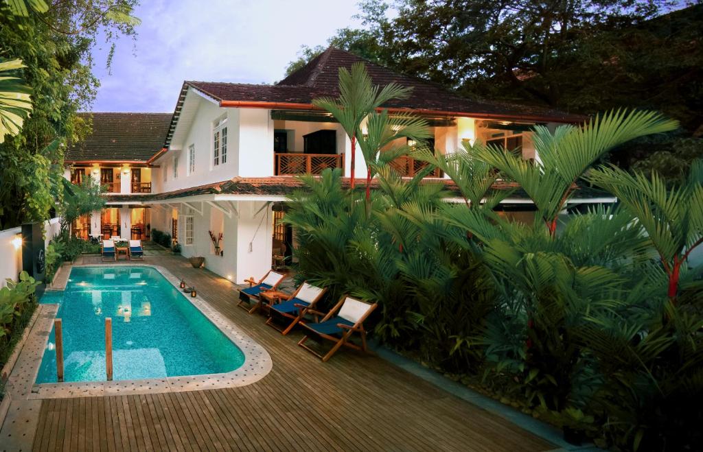 Bazén v ubytování Le Colonial 1506 - Exclusive Luxury Hideaway nebo v jeho okolí