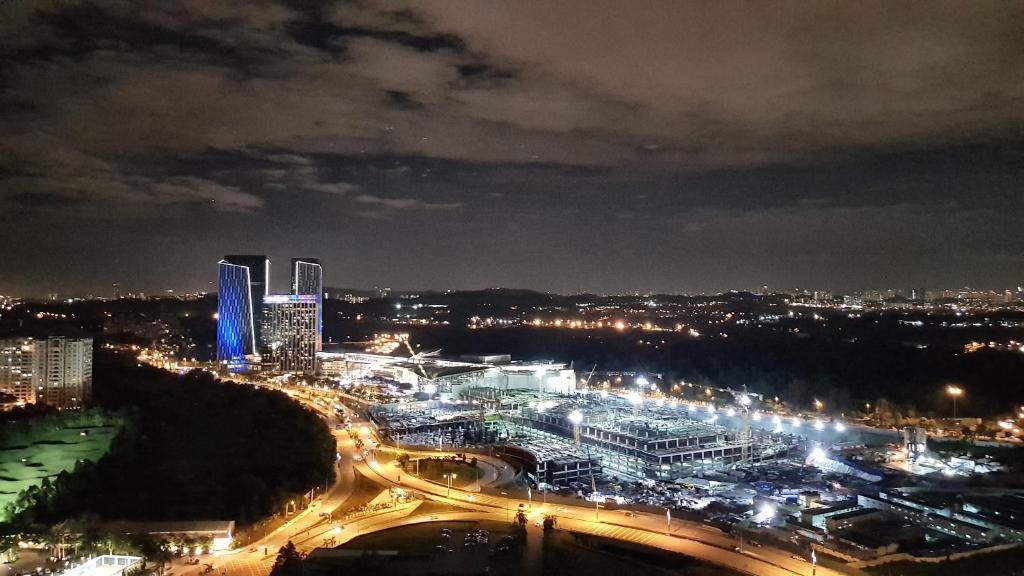 Nespecifikovaný výhled na destinaci Putrajaya nebo výhled na město při pohledu z apartmánu