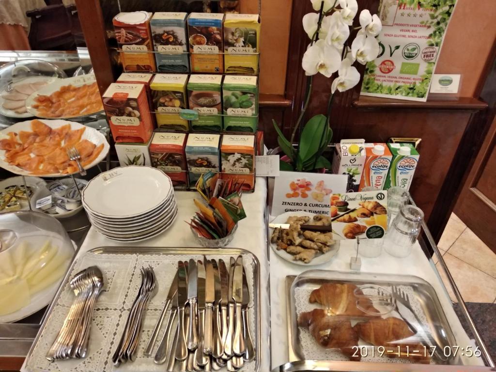 Hotel Vittoria - Resim 16