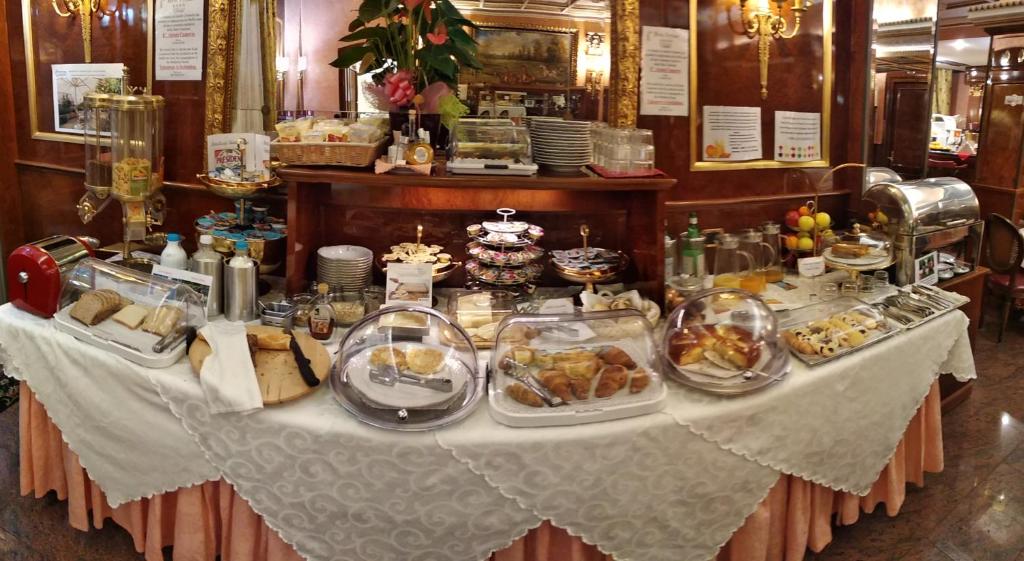 Hotel Vittoria - Resim 17