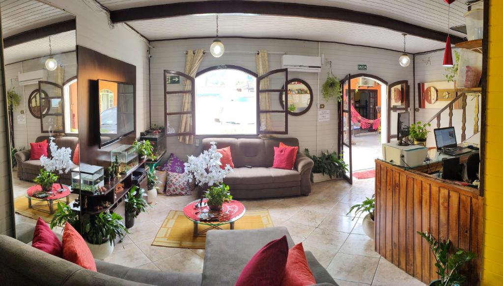  Pousada Alojaki Hostel