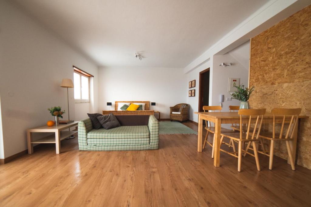 Gallery image of Gundi House in Ericeira