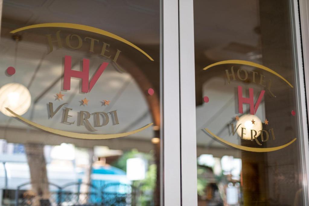 Certifikát, hodnocení, plakát nebo jiný dokument vystavený v ubytování Hotel Verdi