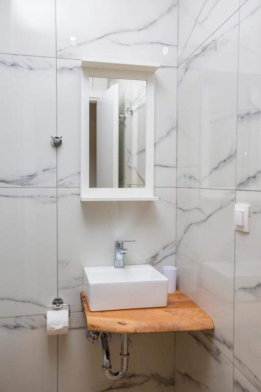Athens Raise Acropolis Project - Studio Apartment