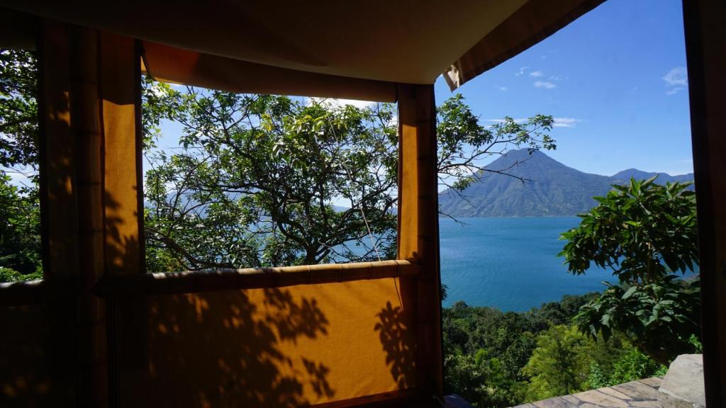 EL PICNIC ATITLÁN - Deluxe Double Room