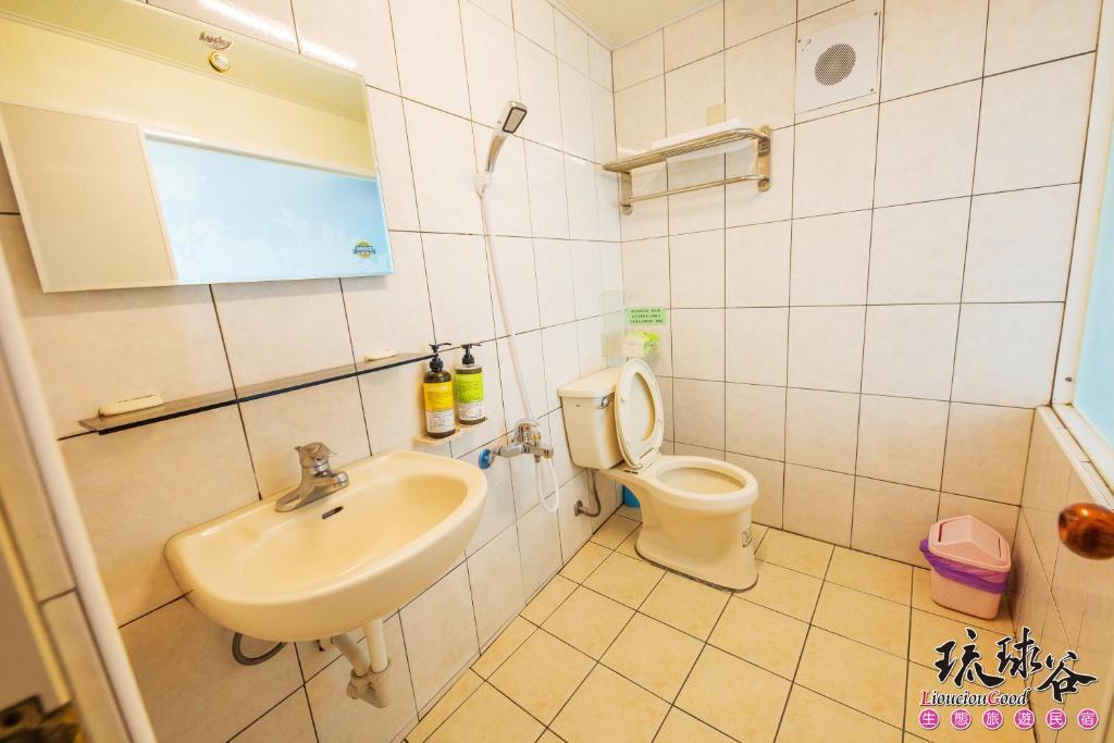 Koupelna v ubytování Liouciou Good Homestay