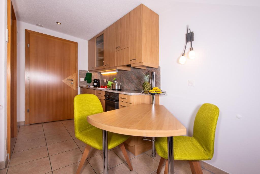 Kuchyň nebo kuchyňský kout v ubytování Apartment Aura