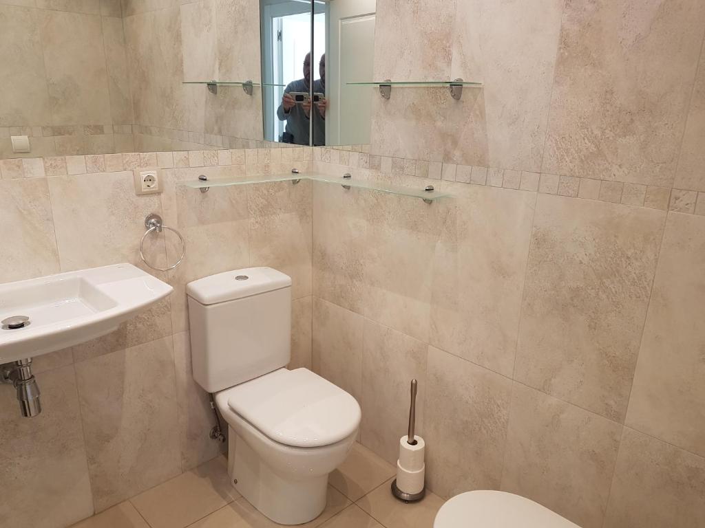 Kúpeľňa v ubytovaní GEMELOS 26 APARTMENTS - Benidormland