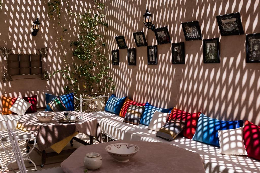 Coin salon dans l'établissement Riad Ouarzazate