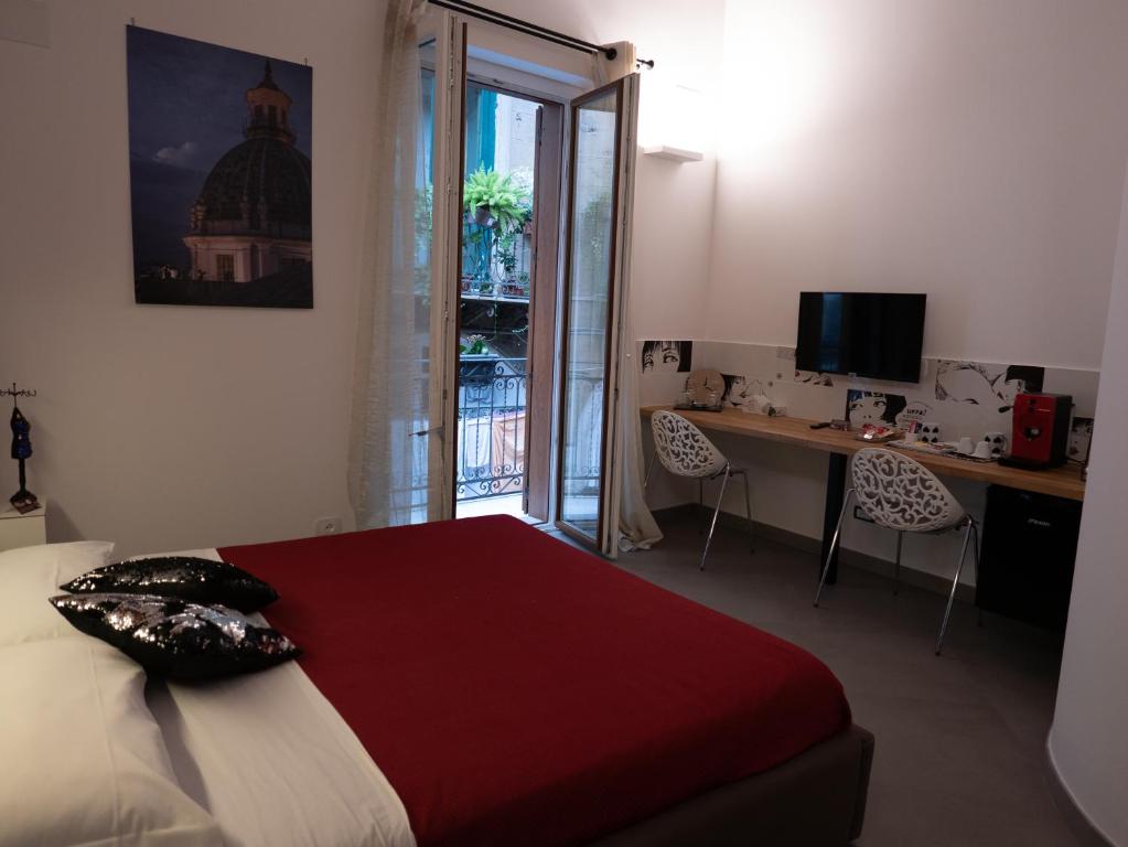 San Francesco Rooms and Apartment with Terrace in Palermo Locazione Turistica - Deluxe Double Room With Balcony