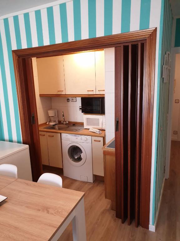 Kuchyň nebo kuchyňský kout v ubytování Apartamento Montes blancos