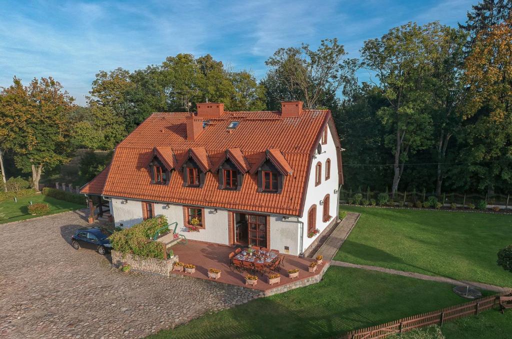 Budova, v ktorej sa vila nachádza