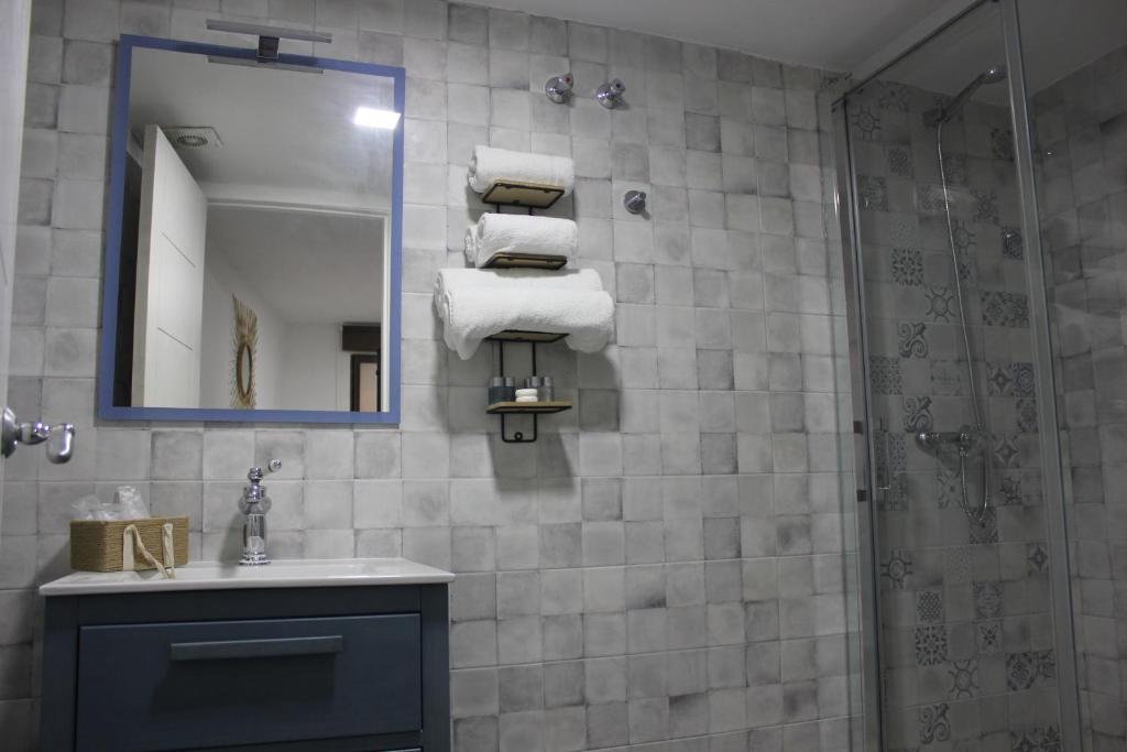 A bathroom at Loft Turístico en casco histórico, Wifi y TV satélite gratis