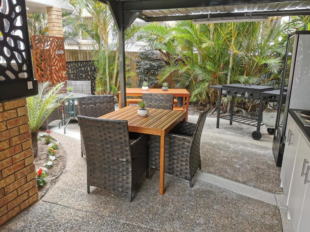 Patio nebo venkovní prostory v ubytování Limassol Motel