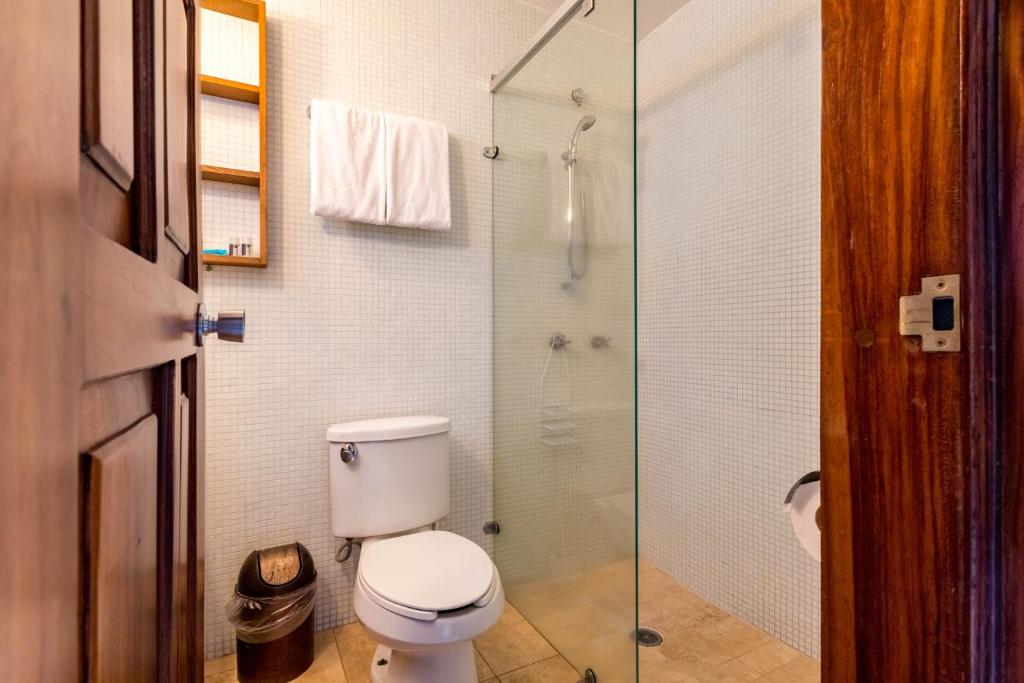 Koupelna v ubytování Olas Altas Suites Departamentos