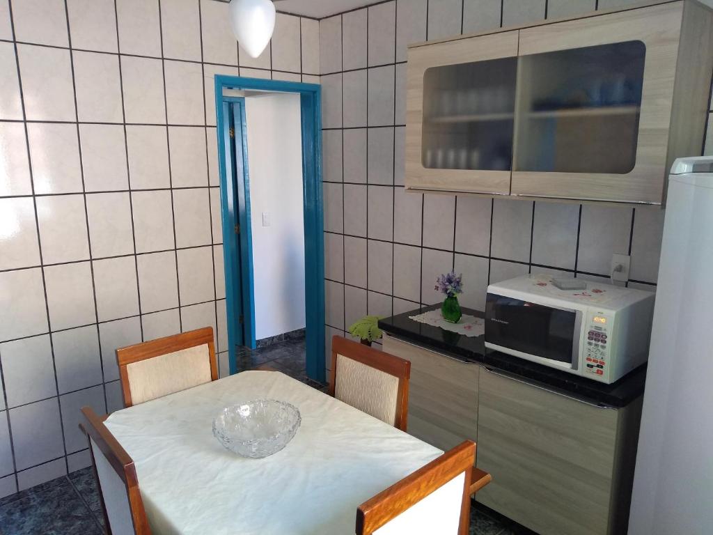  CASA DE 3 DORMITORIOS EN FLORIANOPOLIS