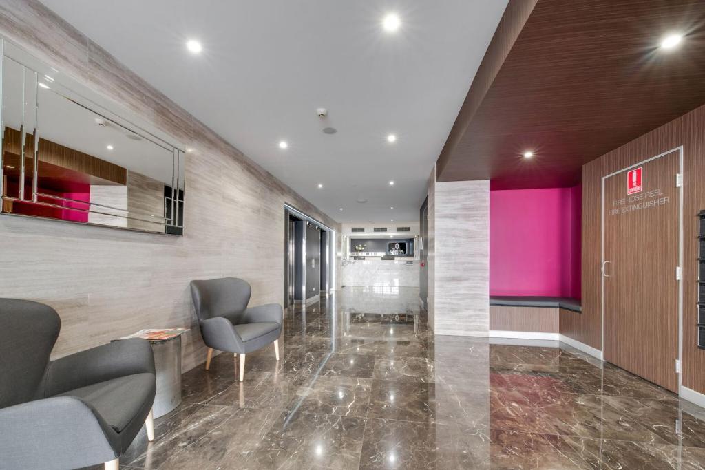 The Capitol Apartments - Resim 8