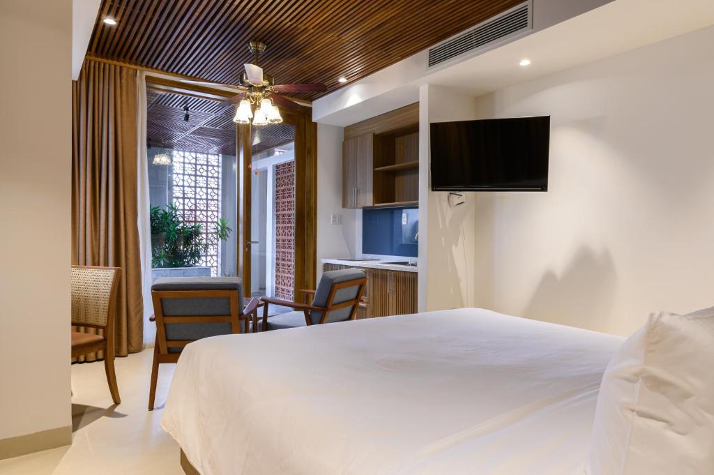 Studio Deluxe Có Ban Công, Tầm Nhìn Ra Vườn Và Thành Phố