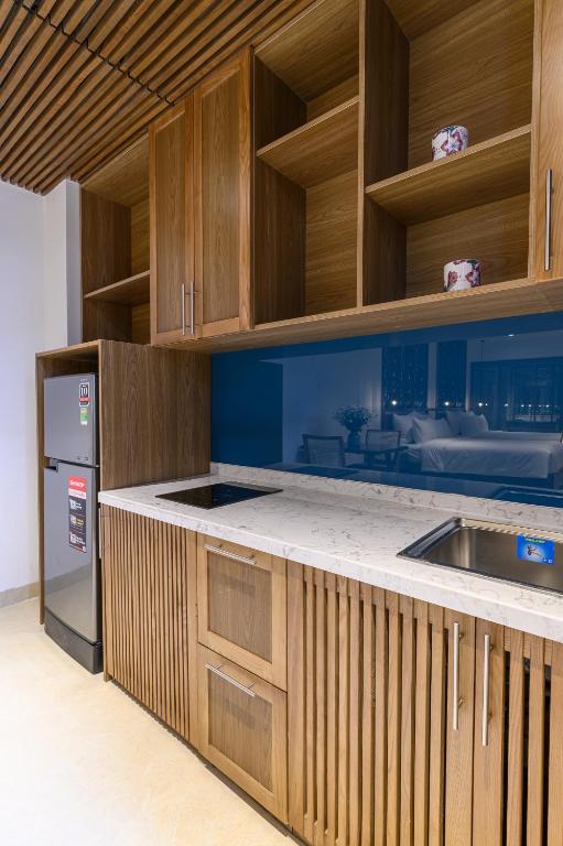 Suite Studio Gia Đình Nhìn Ra Hồ Bơi