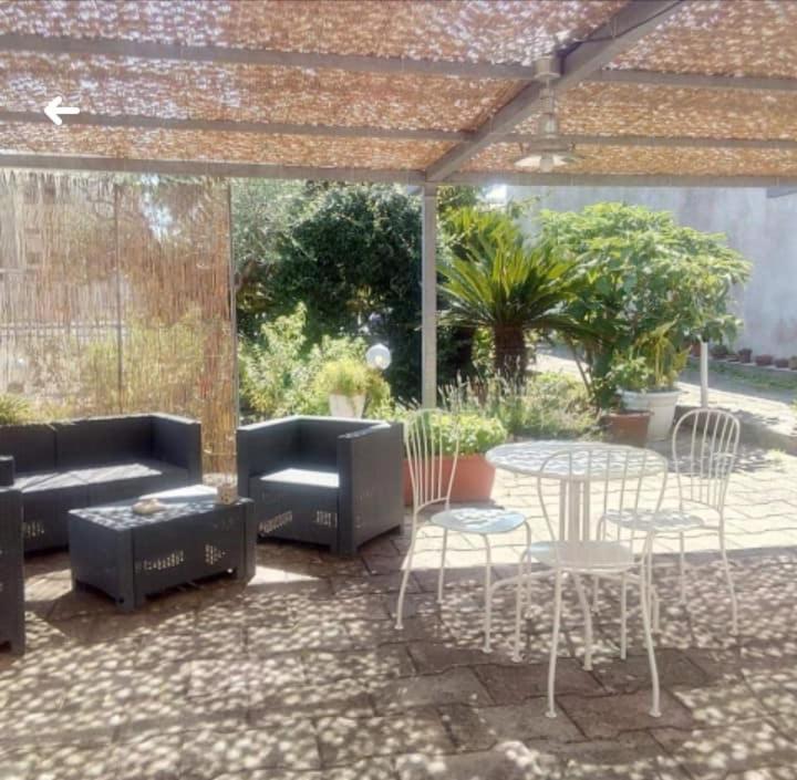A seating area at BB La casa di Tella