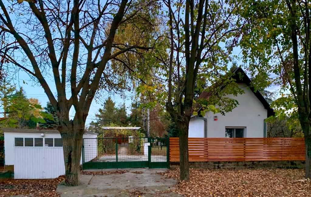 Budova, kde se vila nachází
