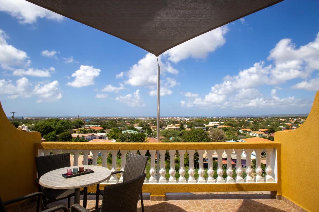 Balkón nebo terasa v ubytování Hillside Resort Bonaire